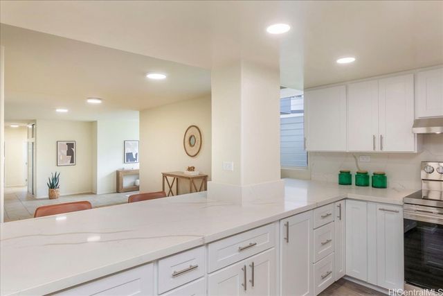 46-283 Kahuhipa Street C-B1, Kaneohe, HI 96744