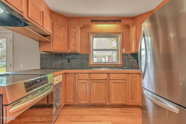 234 West Doe Avenue, Elizabethton, TN 37643