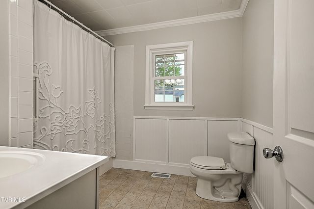 234 West Doe Avenue, Elizabethton, TN 37643