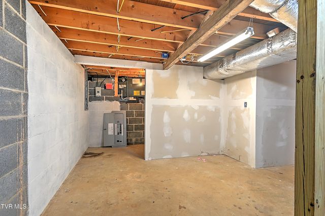 234 West Doe Avenue, Elizabethton, TN 37643