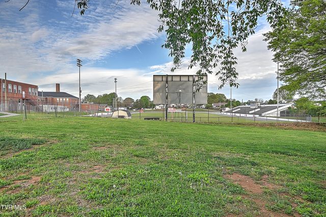 234 West Doe Avenue, Elizabethton, TN 37643