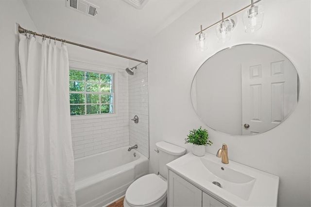 33 Old Farm Road, Marietta, GA 30068