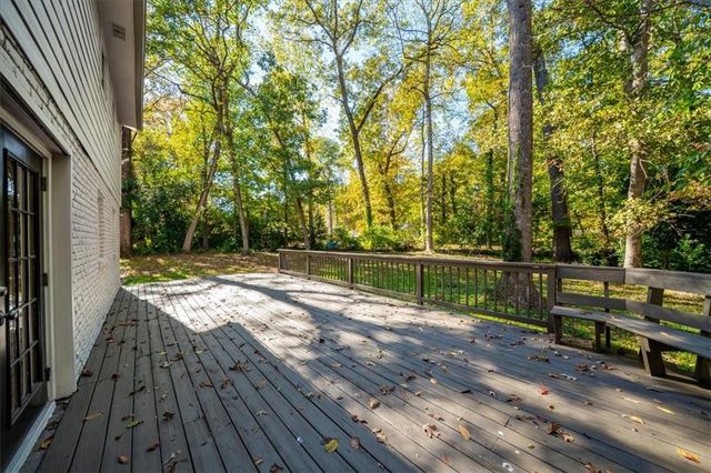 33 Old Farm Road, Marietta, GA 30068