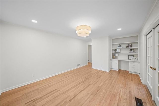 33 Old Farm Road, Marietta, GA 30068