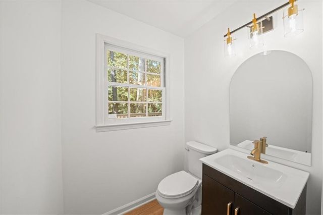 33 Old Farm Road, Marietta, GA 30068