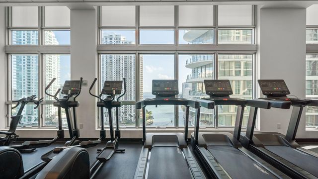 300 S Biscayne Boulevard L-832, Miami, FL 33131