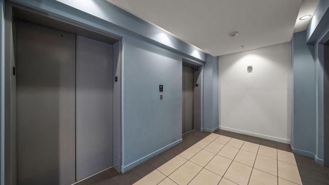 300 S Biscayne Boulevard L-832, Miami, FL 33131