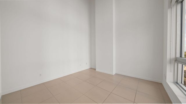 300 S Biscayne Boulevard L-832, Miami, FL 33131