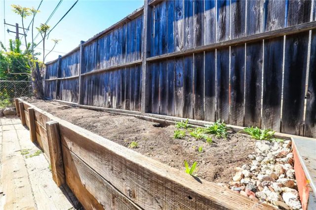 17657 Hayes Avenue, Lake Elsinore, CA 92530