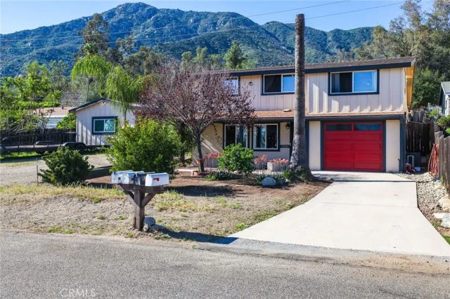 17657 Hayes Avenue, Lake Elsinore, CA 92530