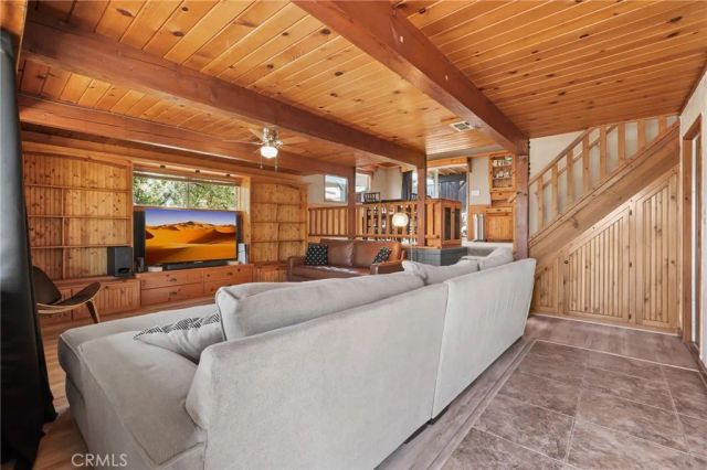 17657 Hayes Avenue, Lake Elsinore, CA 92530