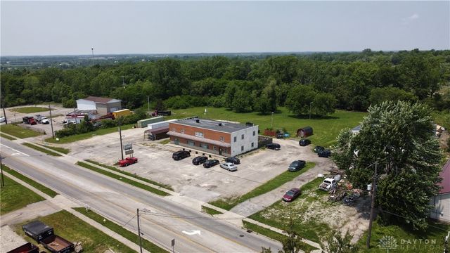 6925 W Third Street, Trotwood, OH 45417