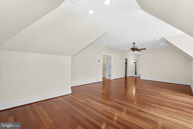 11913 CHAPEL RD, Clifton, VA 20124