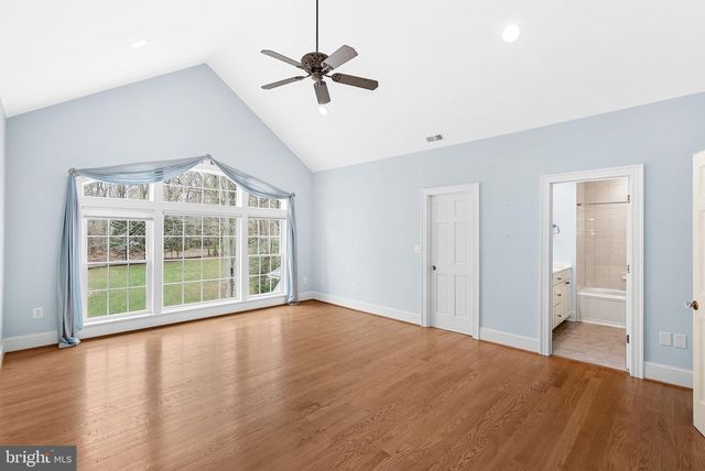 11913 CHAPEL RD, Clifton, VA 20124