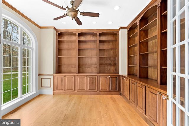 11913 CHAPEL RD, Clifton, VA 20124
