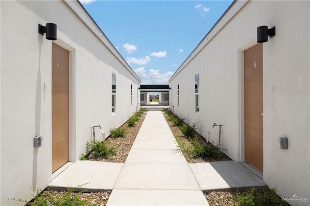 800 Oriole Road, Weslaco, TX 78596