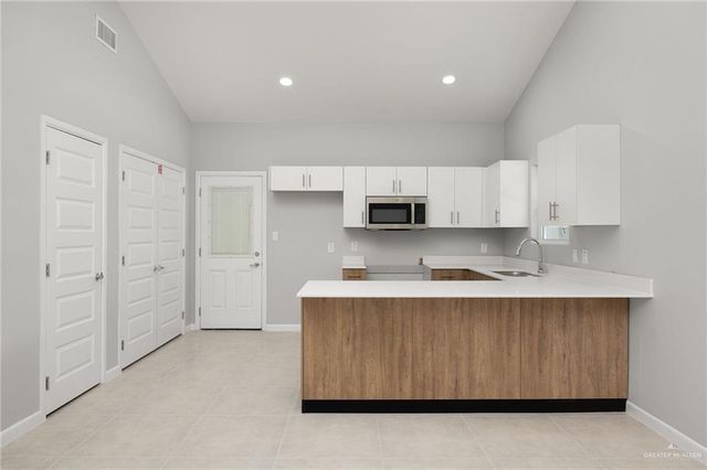 800 Oriole Road, Weslaco, TX 78596