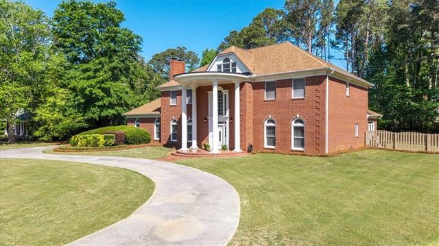 130 Victoria Drive, Fayetteville, GA 30214