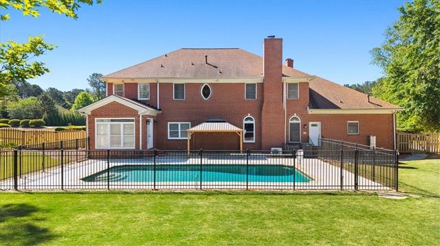 130 Victoria Drive, Fayetteville, GA 30214