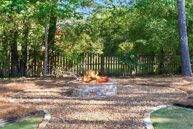 130 Victoria Drive, Fayetteville, GA 30214