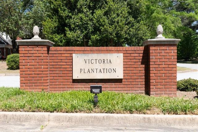 130 Victoria Drive, Fayetteville, GA 30214