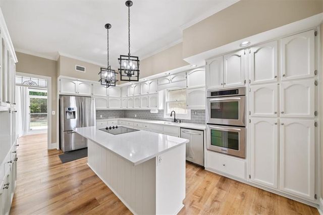 130 Victoria Drive, Fayetteville, GA 30214