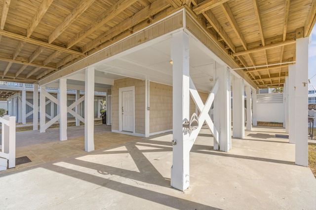 291 W Second St., Ocean Isle Beach, NC 28469