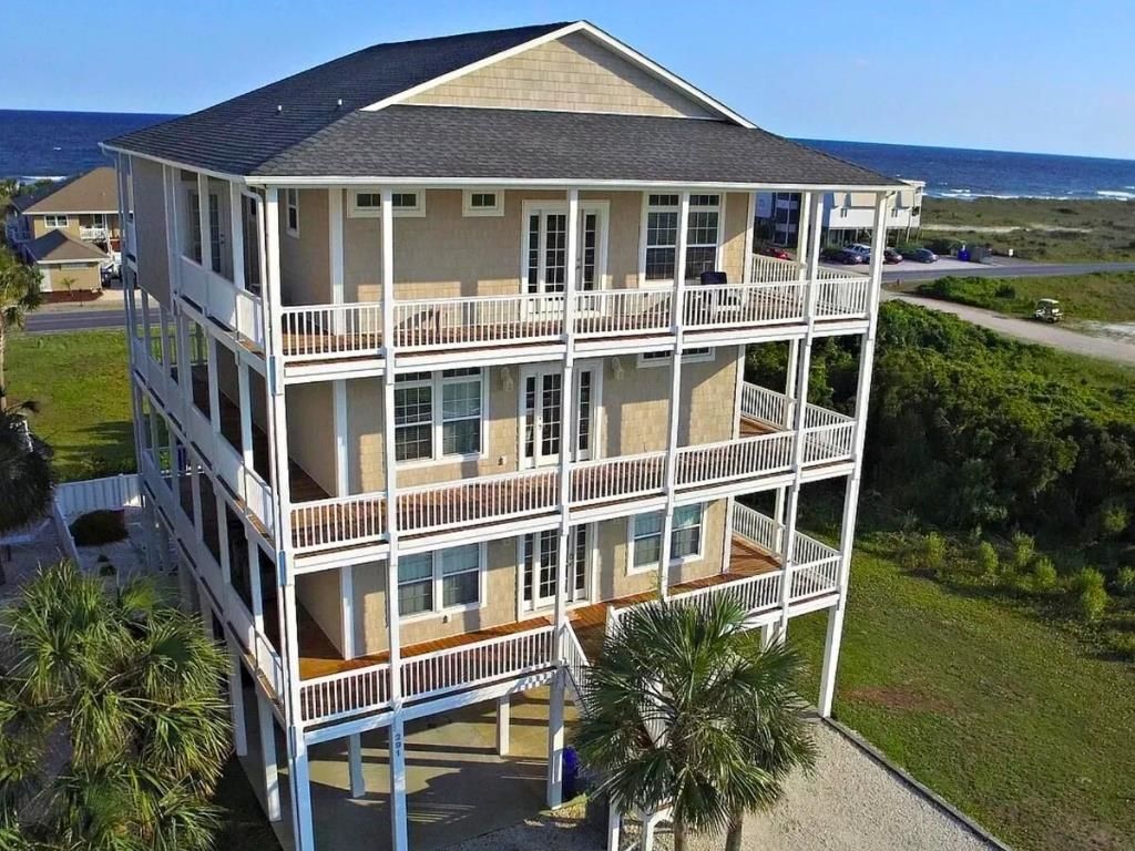 291 W Second St., Ocean Isle Beach, NC 28469