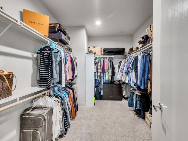 5702 Rucio Lane, Houston, TX 77092