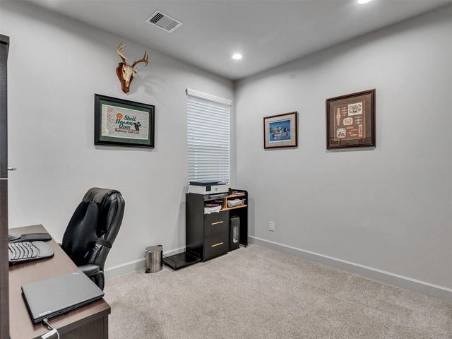 5702 Rucio Lane, Houston, TX 77092