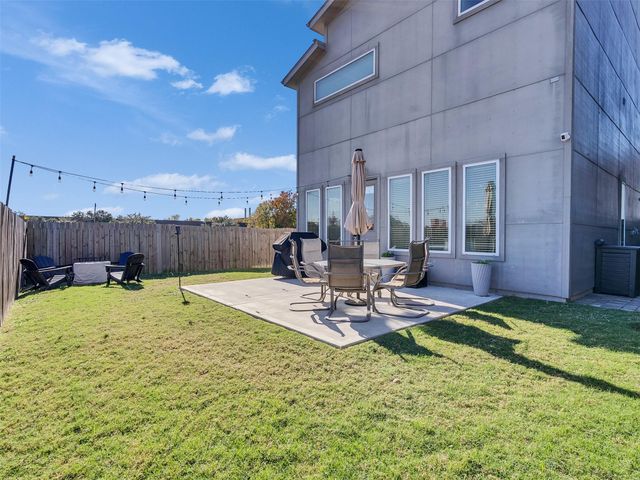 5702 Rucio Lane, Houston, TX 77092