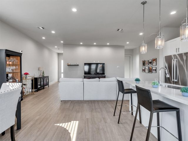 5702 Rucio Lane, Houston, TX 77092