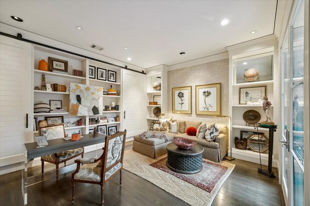 2623 Sutton Court, Houston, TX 77027