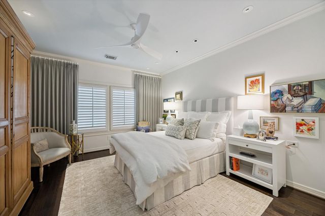 2623 Sutton Court, Houston, TX 77027