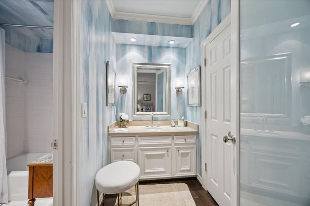 2623 Sutton Court, Houston, TX 77027