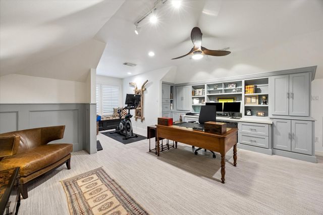 2623 Sutton Court, Houston, TX 77027