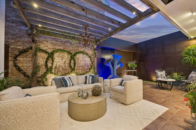 2623 Sutton Court, Houston, TX 77027