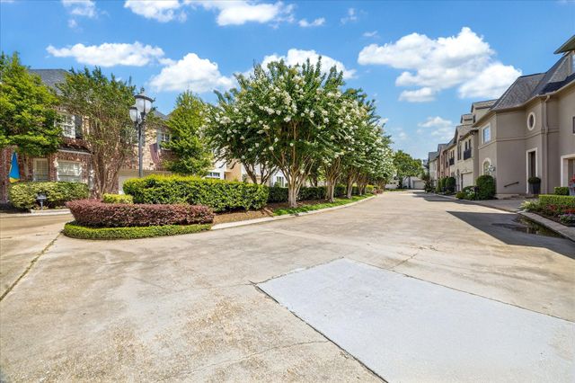 2623 Sutton Court, Houston, TX 77027