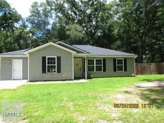 8 Oak Ridge Cemetery Road SW, Ludowici, GA 31316