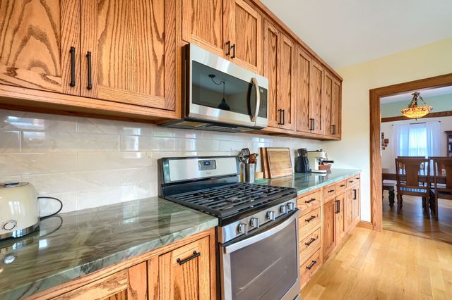 919 N Clinton Avenue, Dallas, TX 75208