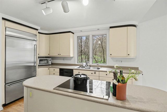 2353 Blueberry Lane, Ann Arbor, MI 48103