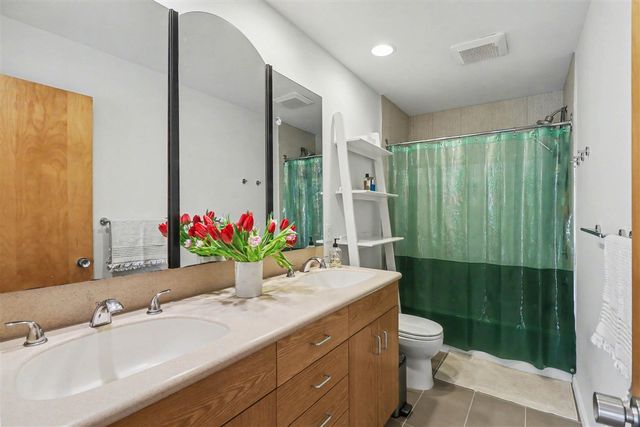 2353 Blueberry Lane, Ann Arbor, MI 48103