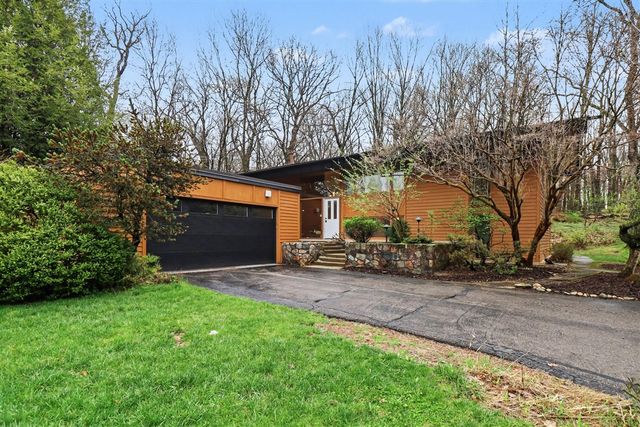 2353 Blueberry Lane, Ann Arbor, MI 48103