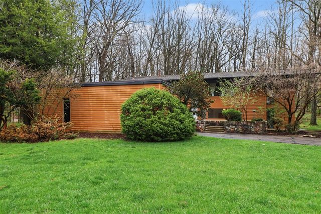 2353 Blueberry Lane, Ann Arbor, MI 48103