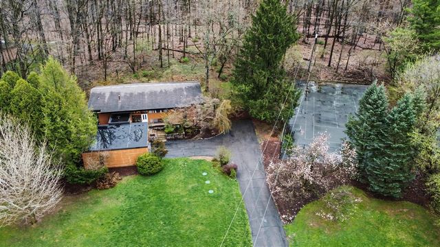 2353 Blueberry Lane, Ann Arbor, MI 48103