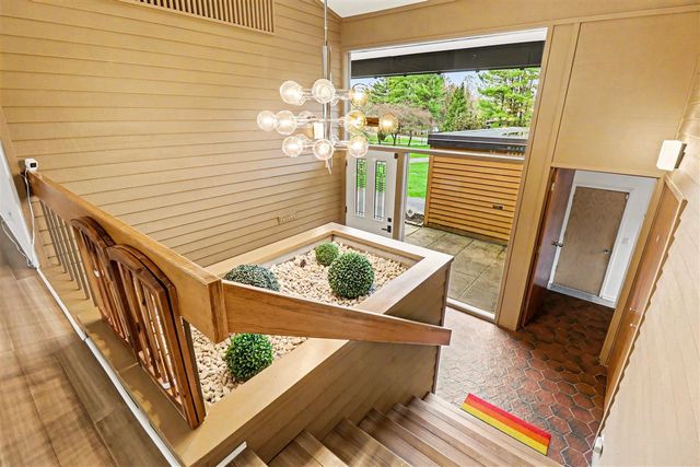 2353 Blueberry Lane, Ann Arbor, MI 48103