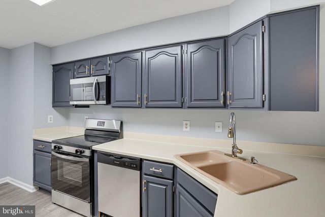 32 FAIRWAY CT, Dover, DE 19901