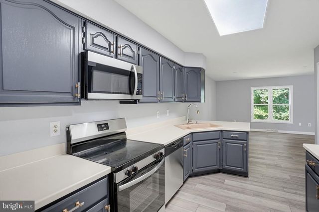 32 FAIRWAY CT, Dover, DE 19901