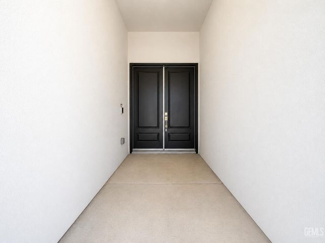 11001 Aimee Way, Bakersfield, CA 93312