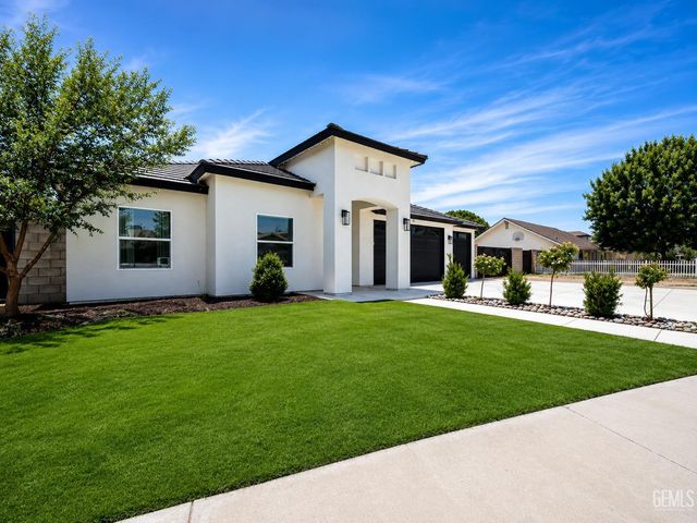 11001 Aimee Way, Bakersfield, CA 93312